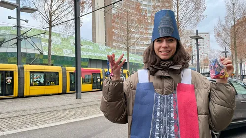 Estelle Challenge : une tour Eiffel à Mulhouse ! 